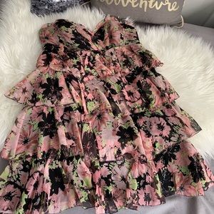 BEBE Limited edition mini dress 💕